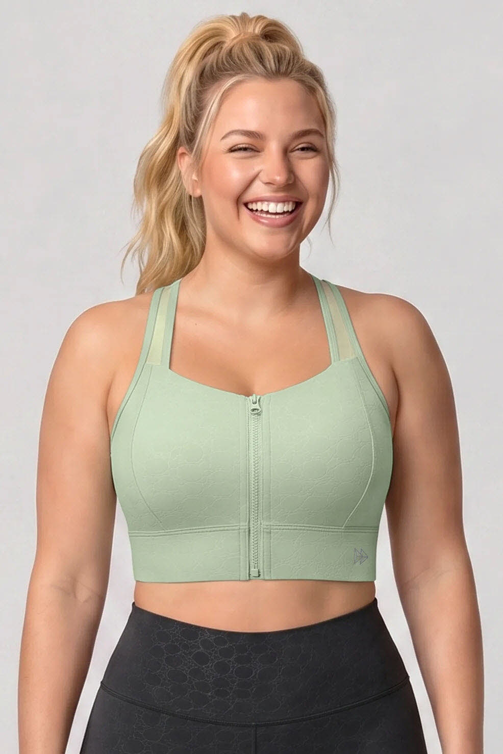 Yvette Sports Bra Zip Sandra Plus