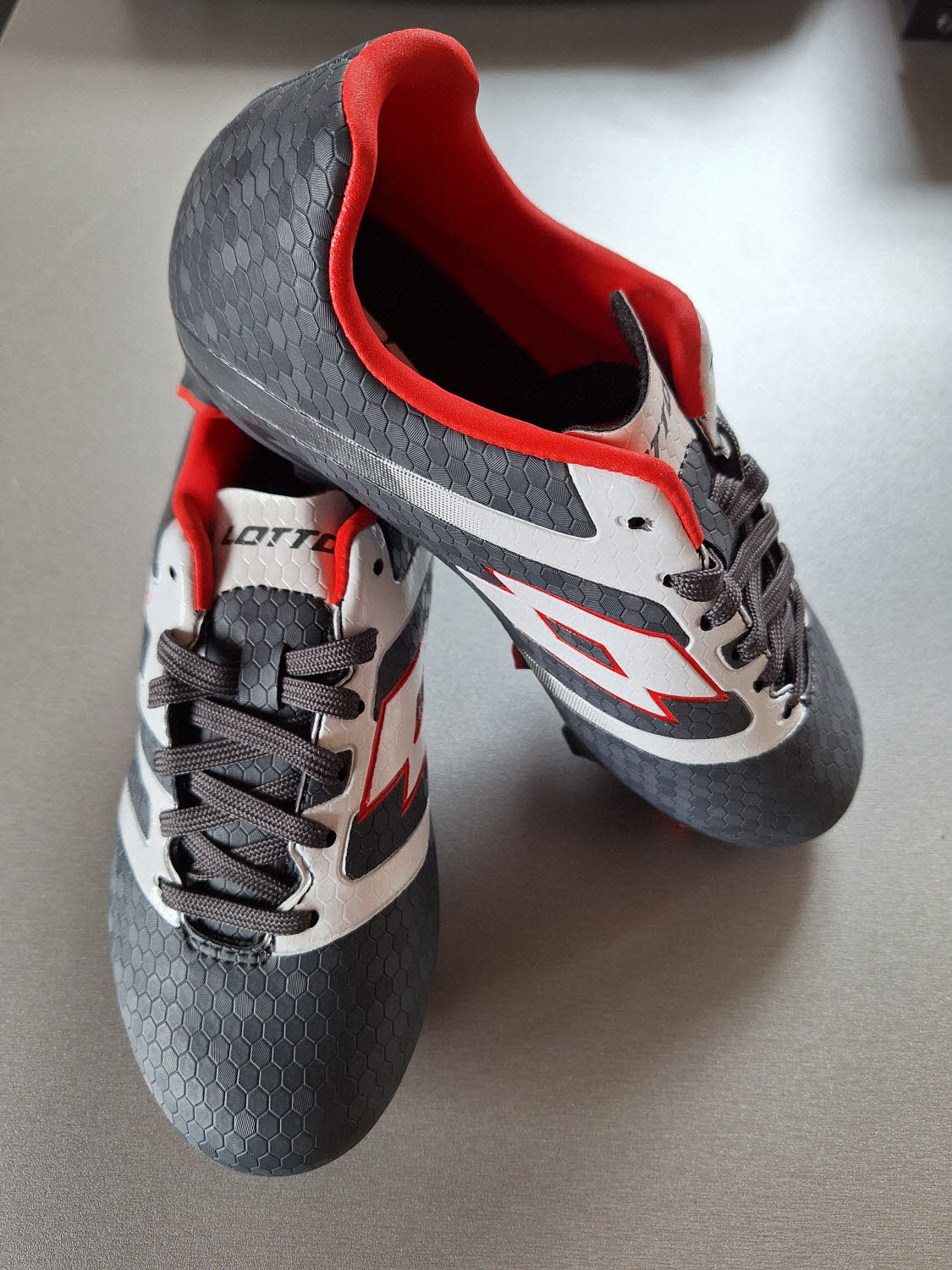 Lotto Maestro 700 V FG JR