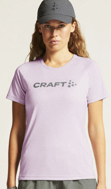 CLIQUE CORE ESSENCE LOGO TEE W