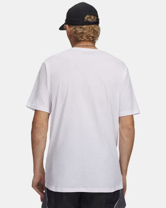 Under Amor Men's T-Shirt